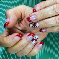 French manucure thème Noël sur ongles carrés