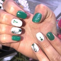 Semi-permanent vert et blanc + nail art